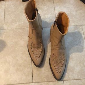 Abilene Men leather western ankle boots